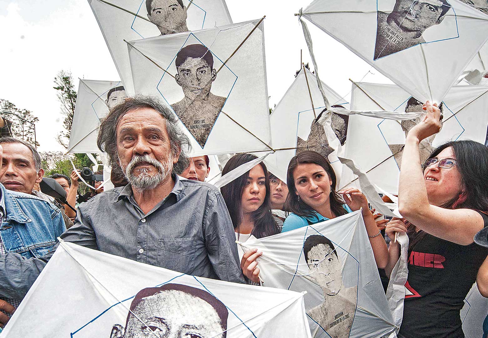 Por los desaparecidos de ayotzinapa