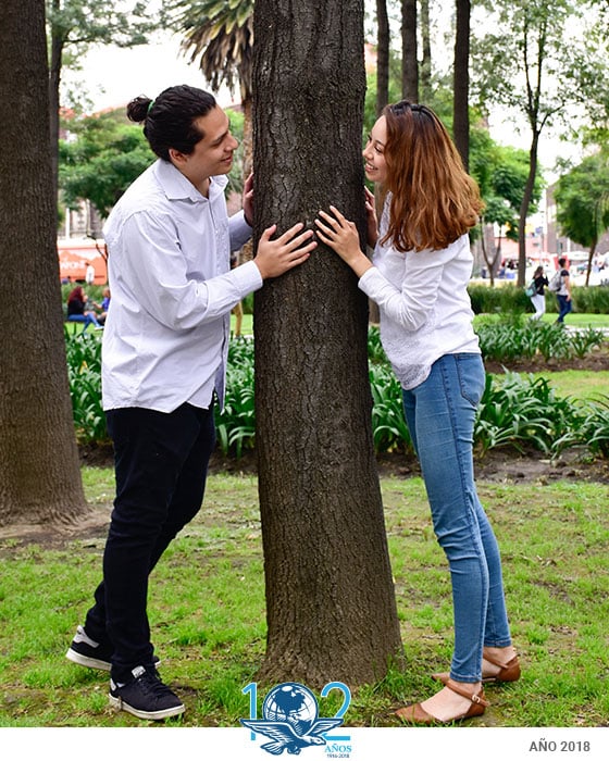 Mochilazo en el tiempo, Las declaraciones de amor en los años 20