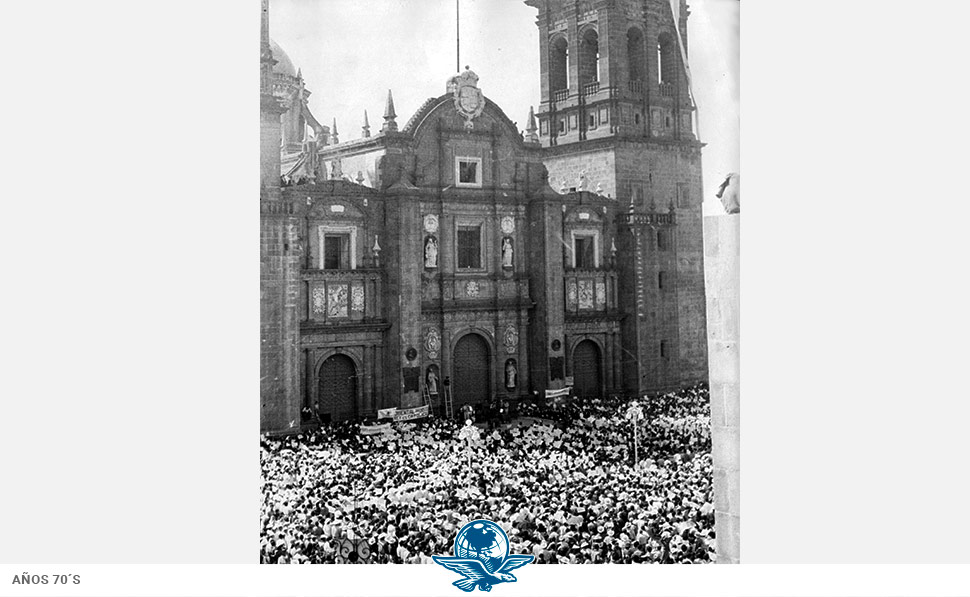 Mochilazo en el tiempo, Fascistas de Puebla.