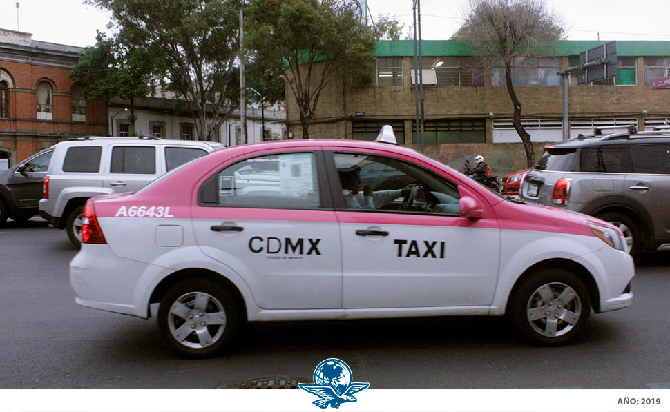 Mochilazo en el tiempo, Taxis en la ciudad de México.