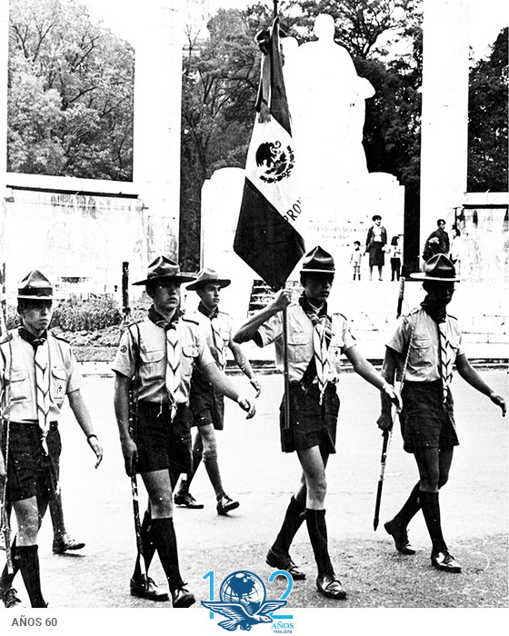 Mochilazo en el tiempo, Scouts en México